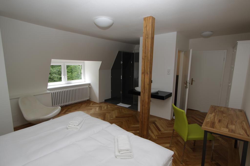 Vila Olga Jevany Buitenkant foto